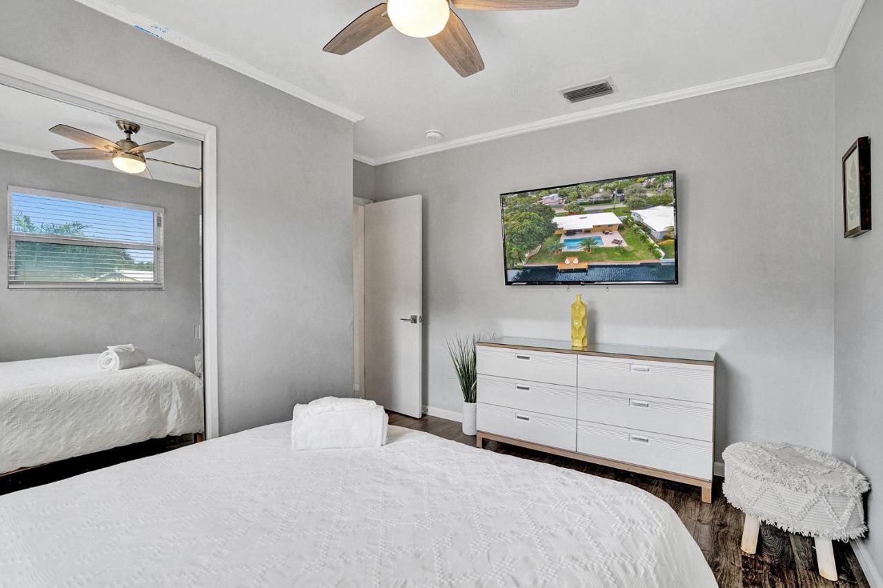 New! Waterfront Heated Pool & Jacuzzi 2 Mi To Beach - Fishing Pier Relaxing Spa & Hammock Fort Lauderdale Exterior photo